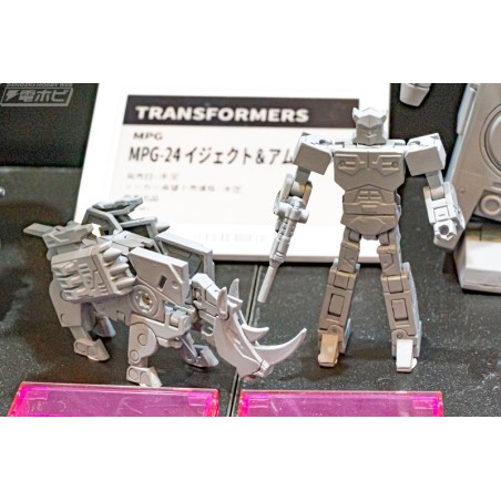 Takara Transformers MPG-24 Ramhorn & Eject