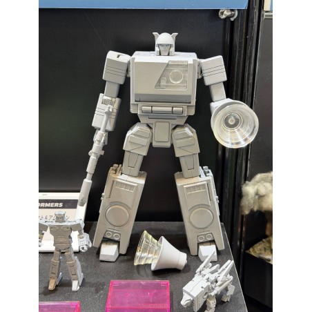 Takara Transformers MPG-25 Blaster & Steeljaw